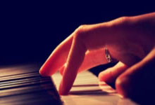 手机app看股票隔夜挂单:股票交流平台-A股两融余额达到2.3万亿元 突破历史新高 超过2015年6月18日的历史峰值